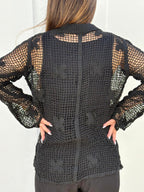 Camisa Botânica em Crochet Preto
