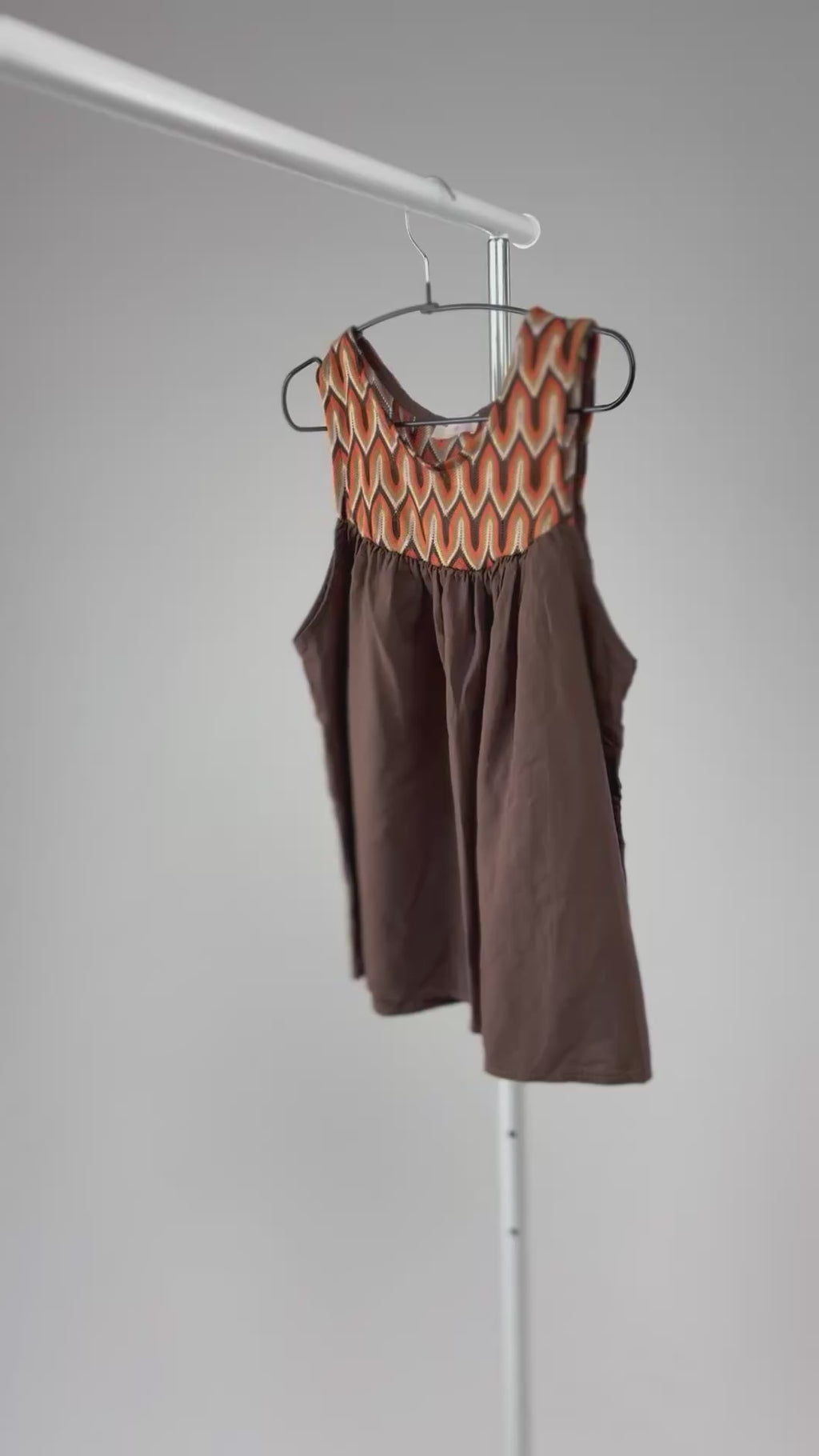 Blusa Mosaico em Castanho